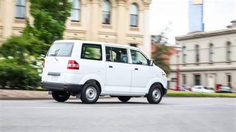 Expert Car Reviews, Videos and Road Tests of Suzuki APV.
